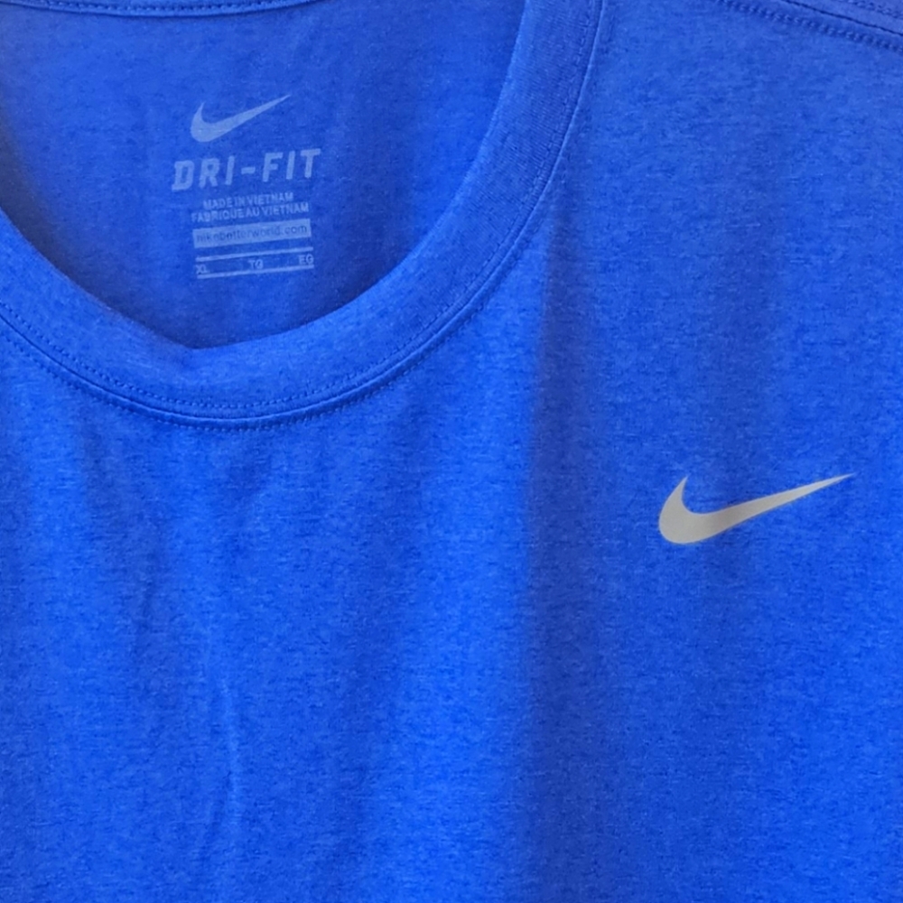 Nike Men's DRI-FIT Training Legend Royal Blue Short Sleeve Tee Sz XL NWT